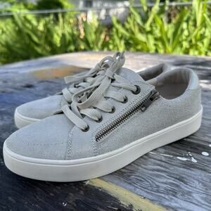 REVITALIGN suede leather sneakers shoes Women’s 9 B Grey shimmer 690